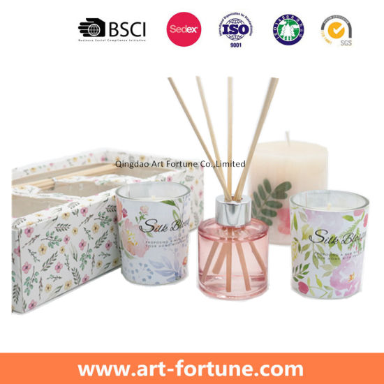 Scent Gift Candle with Decal Paper in Gift Box for Home Decor and Festival