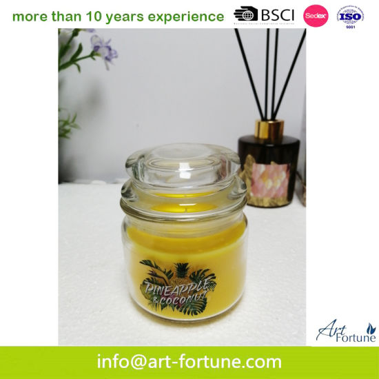 Hot Sale Soy Wax Scented Candle in Yankee Style Glass Jar
